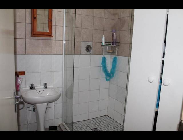 1 BEDROOM APARTMENT FOR SALE IN KENSINGTON